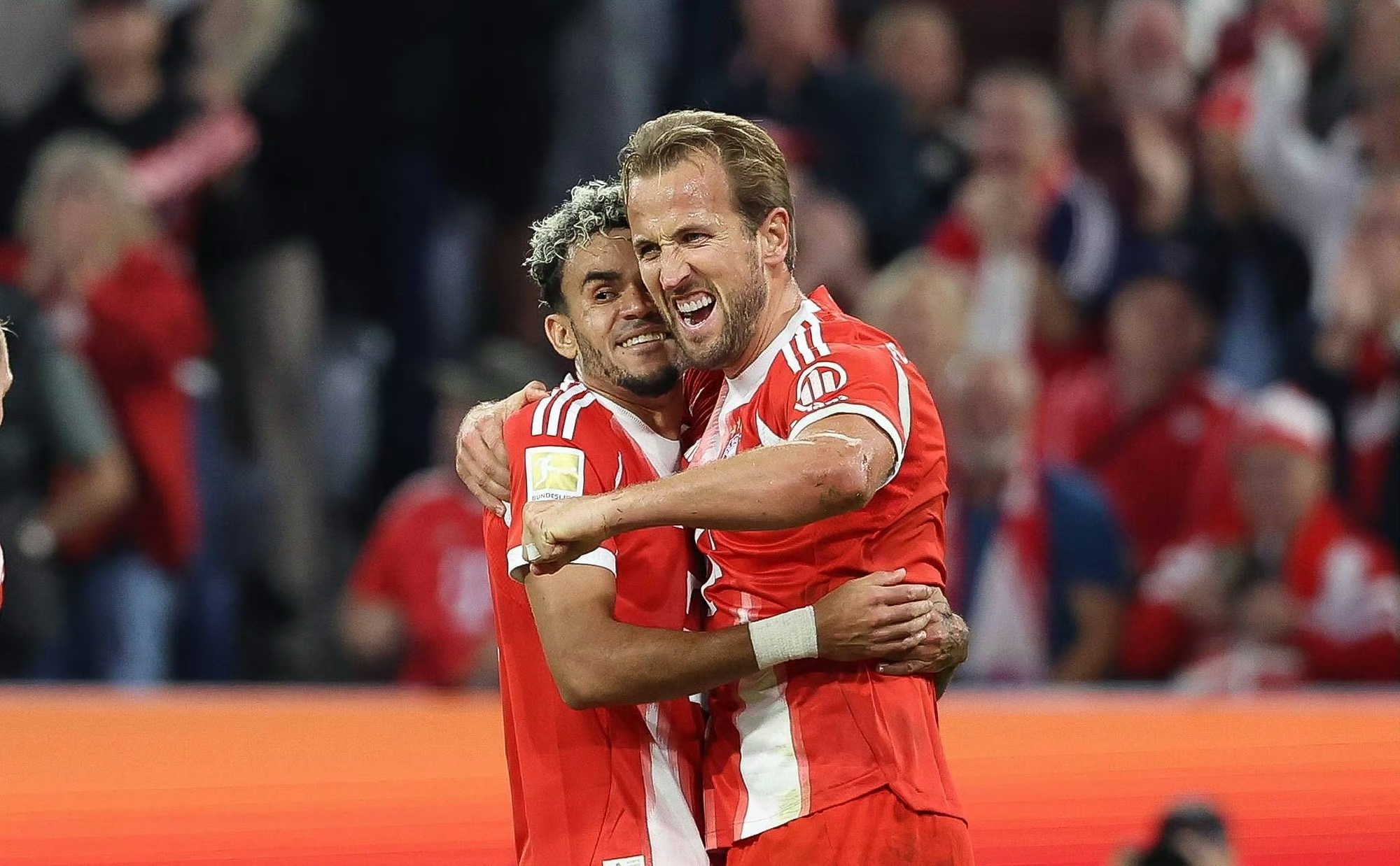 包含拜仁最后时刻击溃阿森纳，安联球场陷入狂欢（德甲霸主本色）的词条